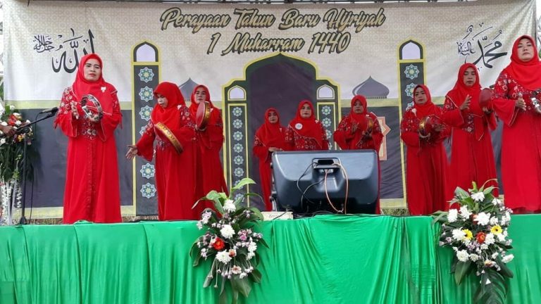 Berikan Kepada Masyarakat pentingnya meningkatkan akidah dan tauhid