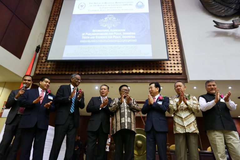Ketua DPD RI Resmikan IAPP Indonesia (International Association of Parliamentarians for Peace)