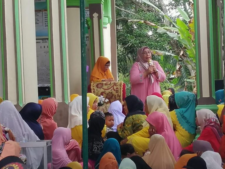 Perempuan Pemegang Kunci Penguatan Ketahanan Keluarga