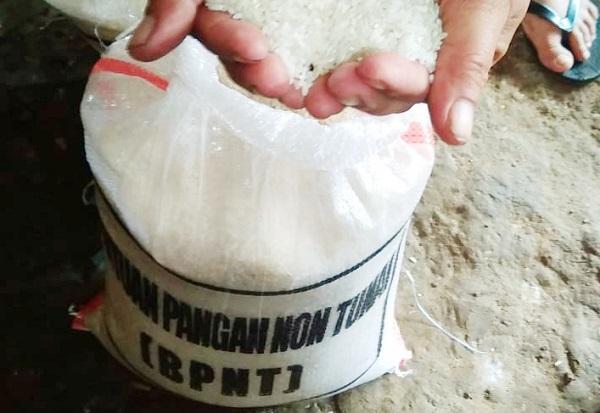 Beras Berbau Dari BPNT Bentuk Penghinaan Terhadap Warga