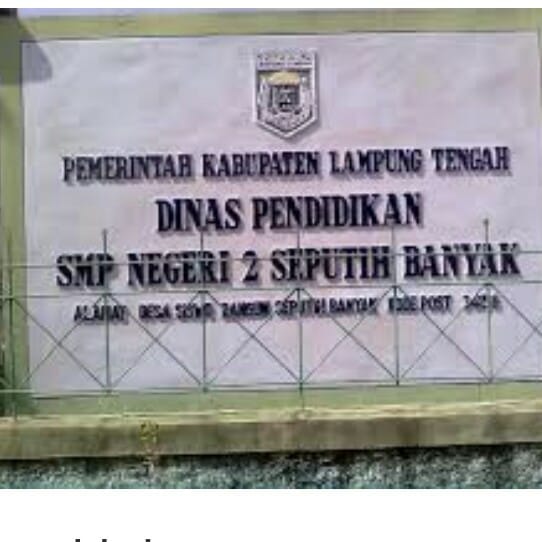 SMP NEGERI 2 SEPUTIH BANYAK LAMPUNG TENGAH MELAKSANAKAN KEGIATAN ESKUL