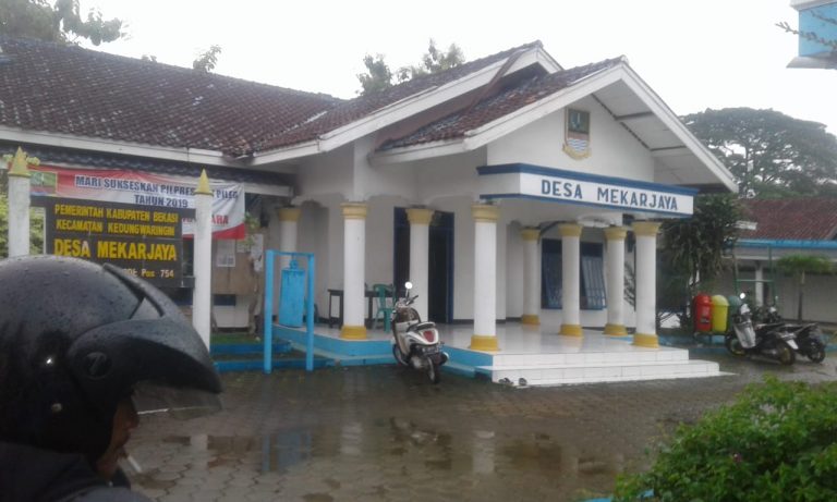 PEMBANGUNAN PISIK ANGGARAN TAHUN 2018 DESA MEKAR JAYA DI PERTANYAKAN 1