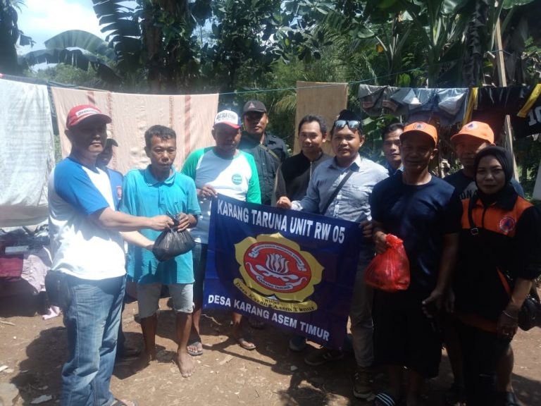 KARANG TARUNA RW 05 KARANG ASEM TIMUR PEDULI BANJIR1
