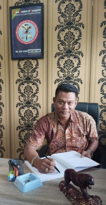 Arie Chandra Pakar Hukum & Politik, Cawabup Bekasi Jangan Ngeres Ingin Jadi Bupati