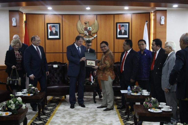 DPD RI Komitmen Dukung Investasi Rusia di Indonesia1