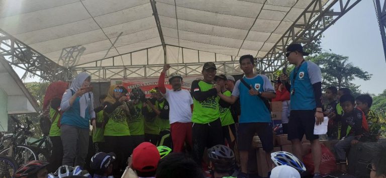 RBC Gowes Bareng Kades Karang Satu, Dalam Peringatan HUT RI Ke 74
