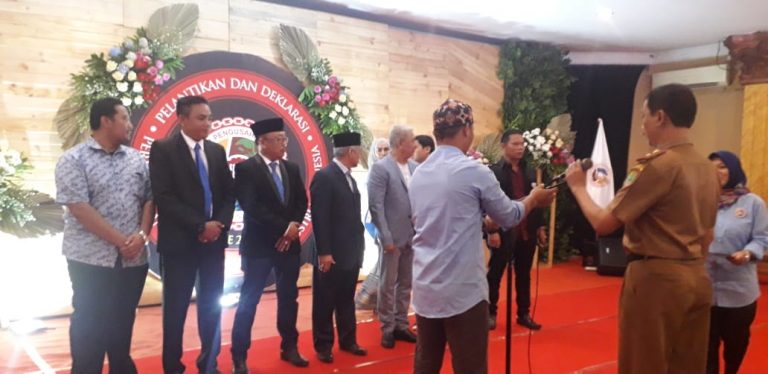 Ketua DPRD Karawang hadir dalam pembentukan sekaligus mendeklarasikan1