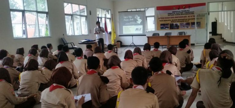 Gerakan Pramuka Saka Bhayangkara Mendapatkan Pelatihan Jurnalistik Dari MOI