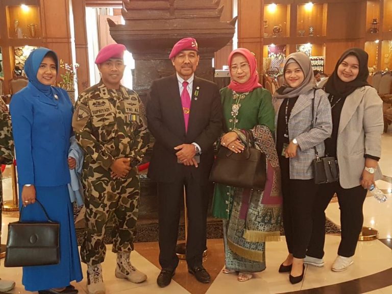 Wakil Ketua DPD RI Nono Sampono