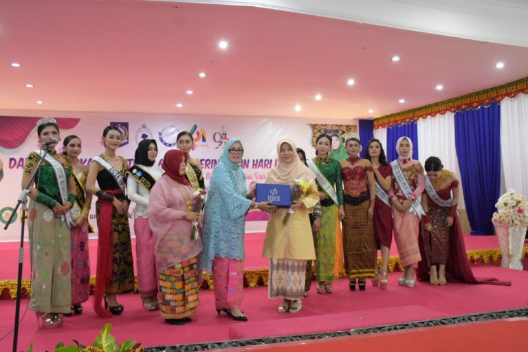 Perempuan Hebat, Tidak Hanya Cantik, Tapi Juga 3 B