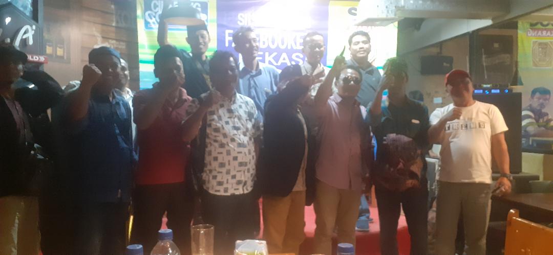 Tokoh dan Aktivis Diskusi di Silaturahmi Facebookers Kab Bekasi