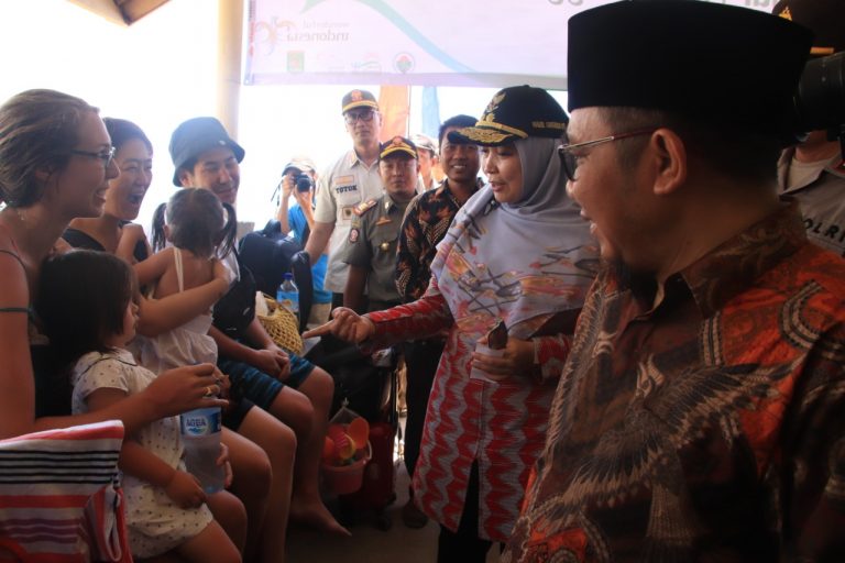 Kemajuan Pariwisata, Tergantung Pelayanan 1