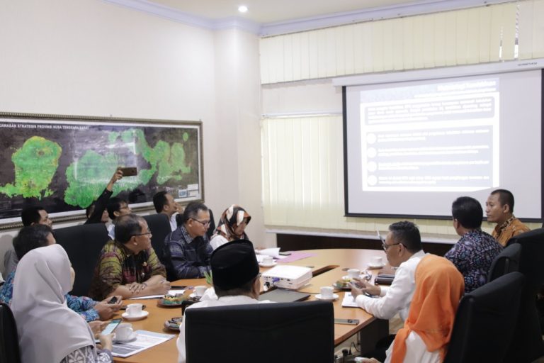 Mengurangi Kemiskinan Butuh Kebijakan Tepat3