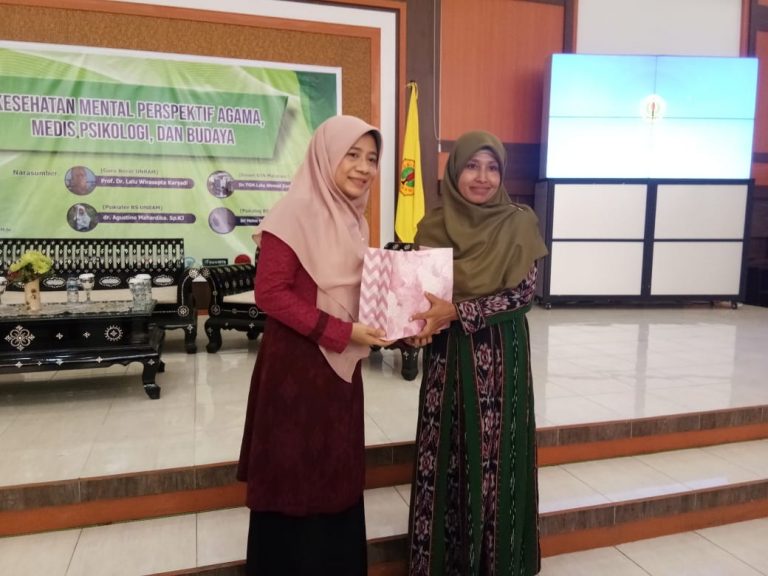 Hj. Niken Semua Berperan Membangun Kesehatan Jiwa