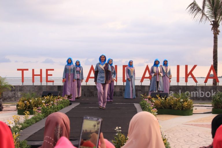 Puteri Mandalika, MotoGP & Kreativitas Fashion dari Tenunan 3