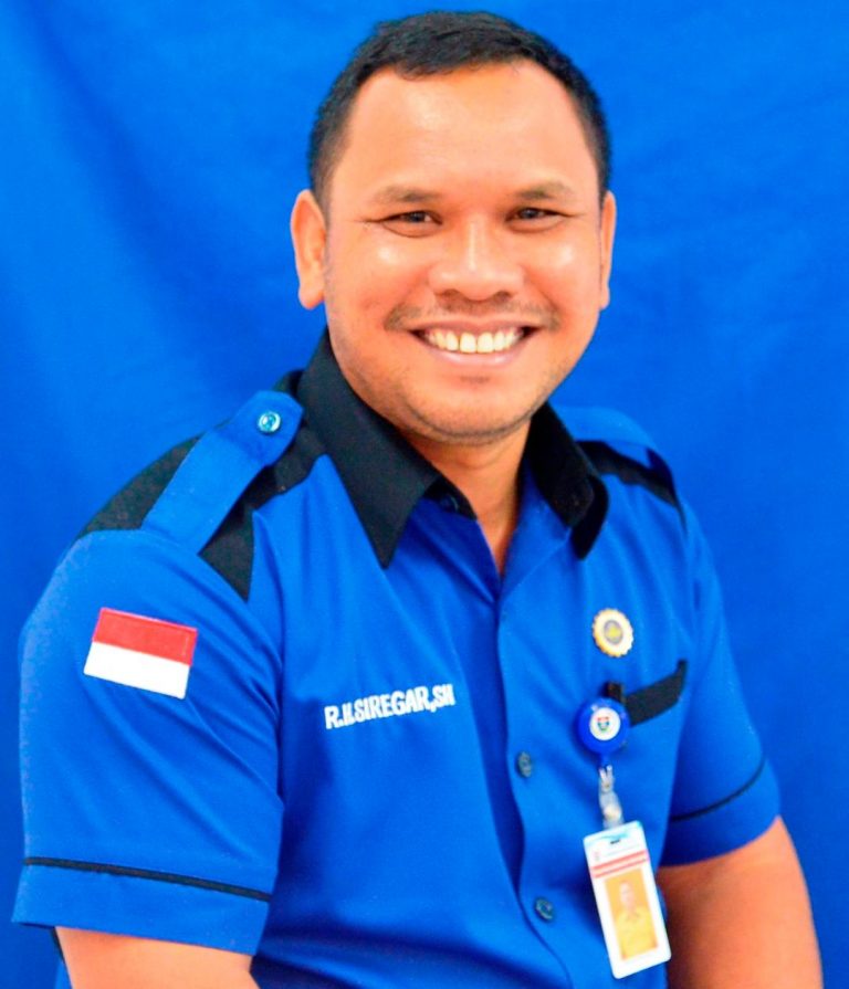 Rukmunal H Siregar SH