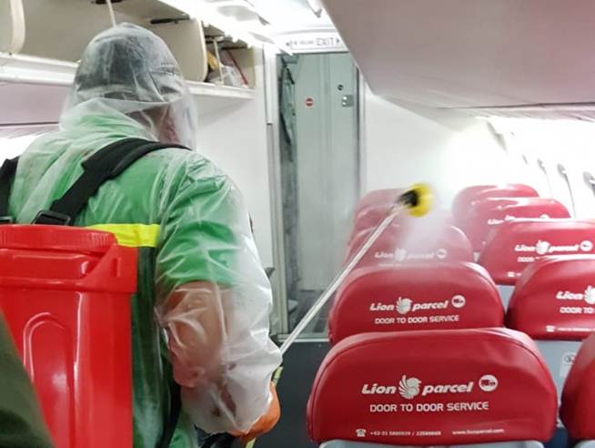 Kebersihan dan Sterilisasi Pesawat Wings Air Ditingkatkan .