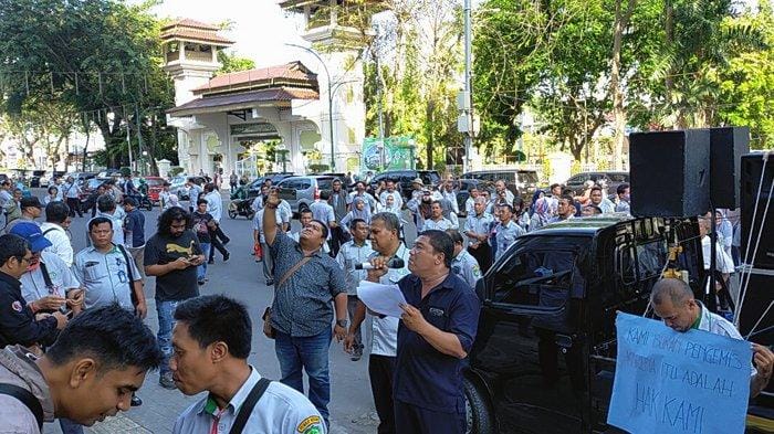 Prihatin, mari merenung dan mau ngomong