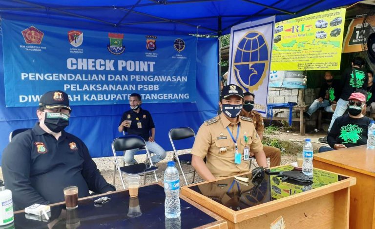 Lurah Binong Rizki Rizani Fachzi. S.IP. M.Si. 1