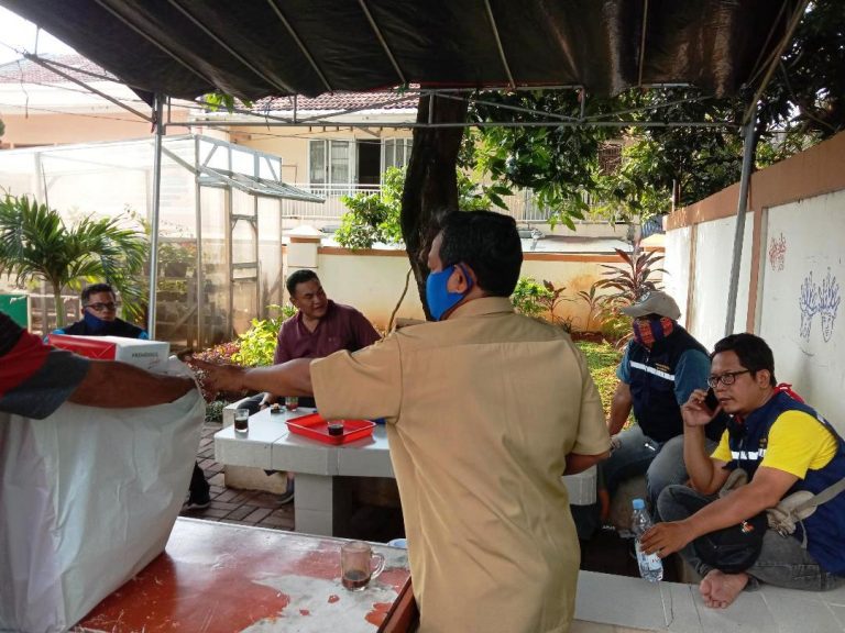 Lurah Pondok Kopi, Rasikin