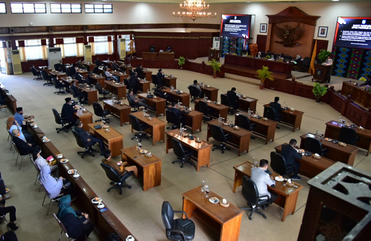 Banggar DPRD Setujui Perda Pertanggungjawaban APBD 2019, Wagub Apresiasi DPRD NTB