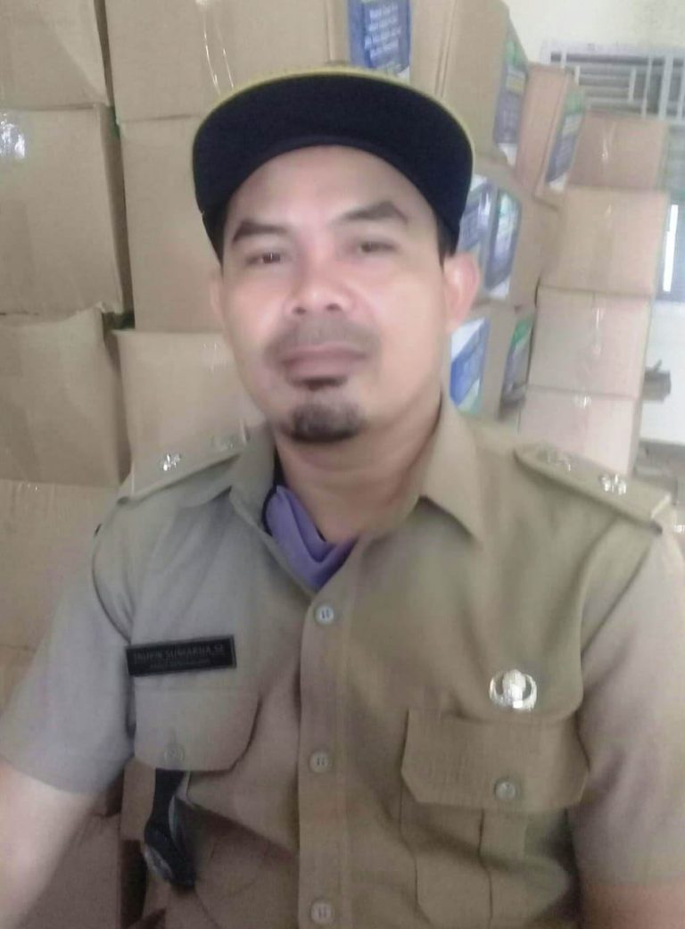 Bertugas Untuk Kemajuan Desa, Kades Pangkal Jaya Taupik, SE. Prioritaskan Warga