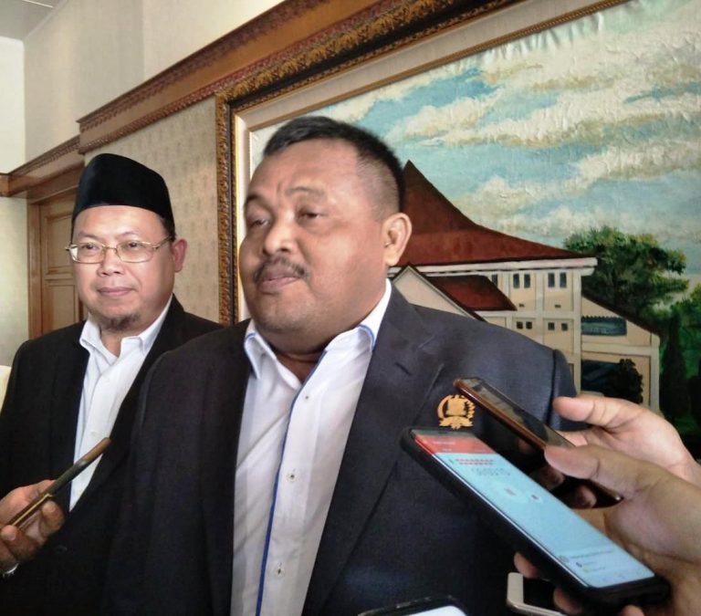 Mantan Ketua Panlih Bungkam Terkait Verifikasi Pilwabup Bekasi