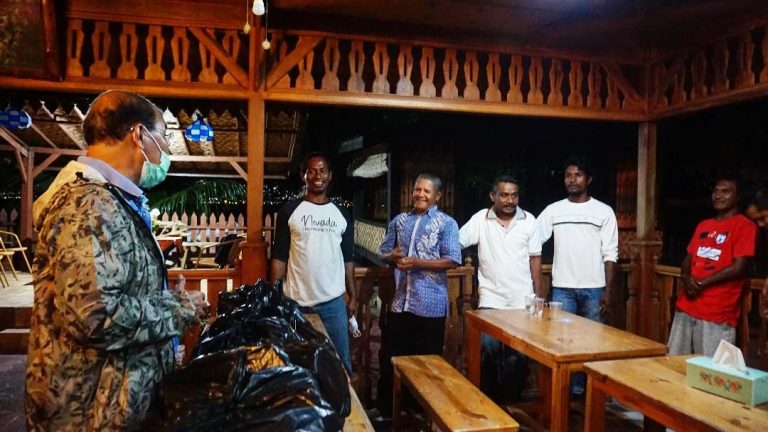 Nono Sampono Ajak Masyarakat Cegah Penyebaran Covid-19 Dengan Pola Hidup Sehat