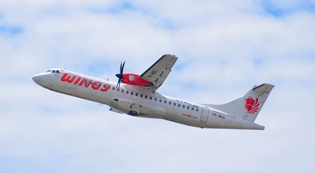 Wings Air dengan tipe pesawat ATR 72-600