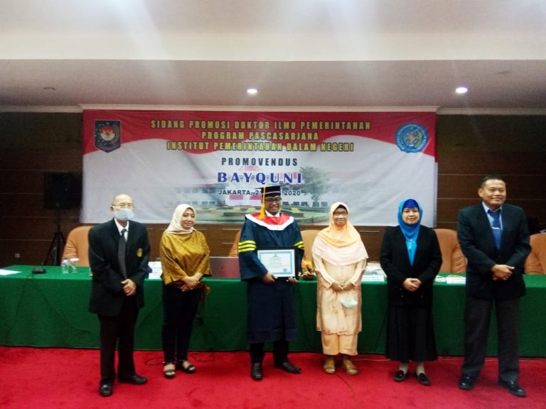 Dr.Bayquni, S.Sos.M.Pd,M.Ikom. 3