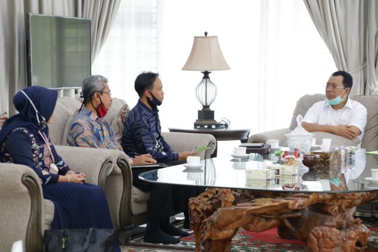 Gubernur Zul Minta BPR Bantu Modal UKM di Desa 1