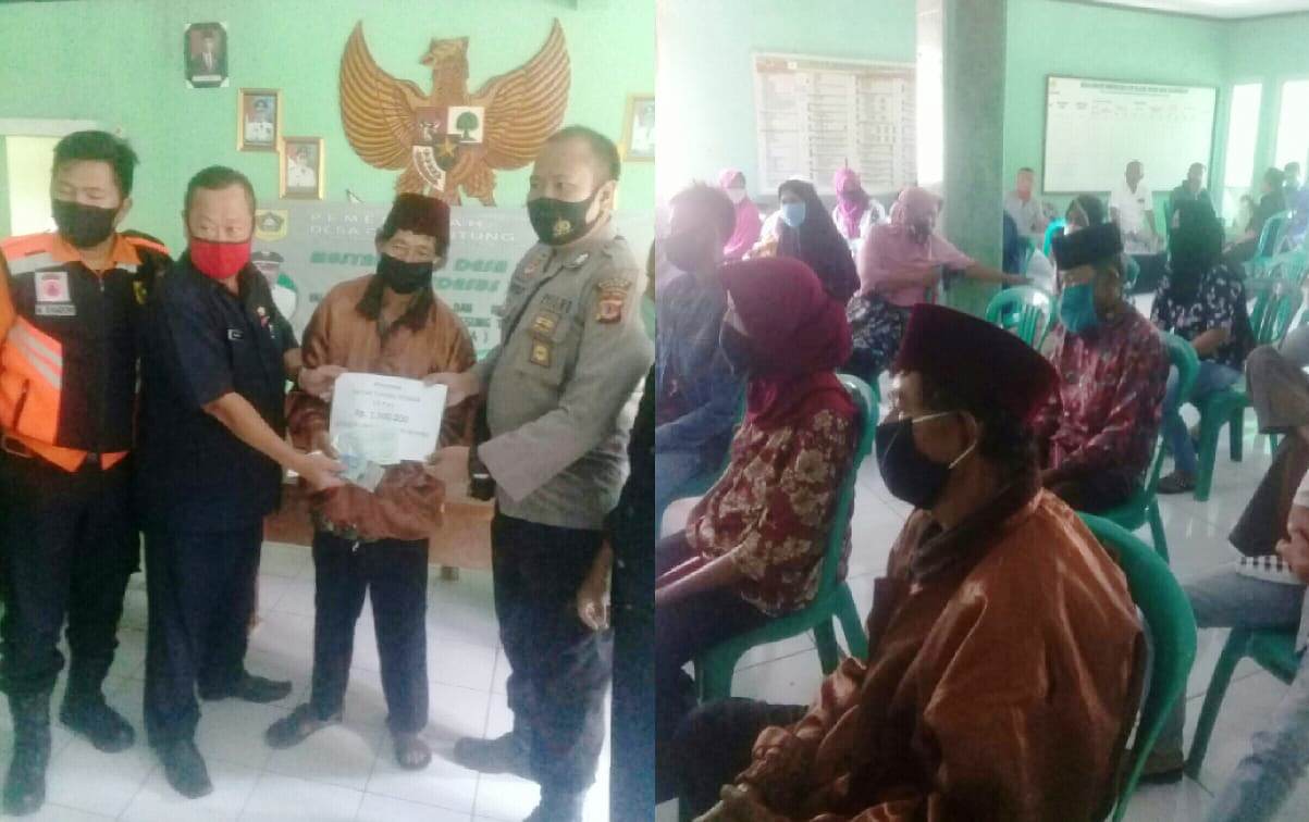 Kades Curug Bitung Bagikan Bantuan DTH Tepat Sasaran