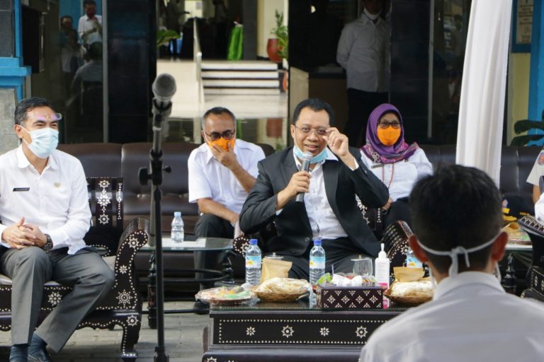 Silaturahmi, Penting untuk Kurangi Beban Kerja 1