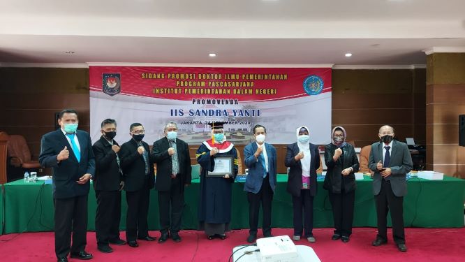 Dr.Iis Sandra Yanti 5