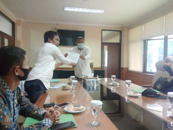 Ketua DPRD Rudy Susmanto 2