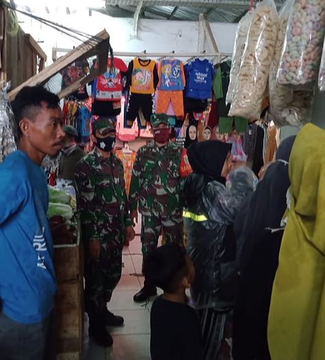 Pelanggar Prokes Di Pasar Nanggung 1