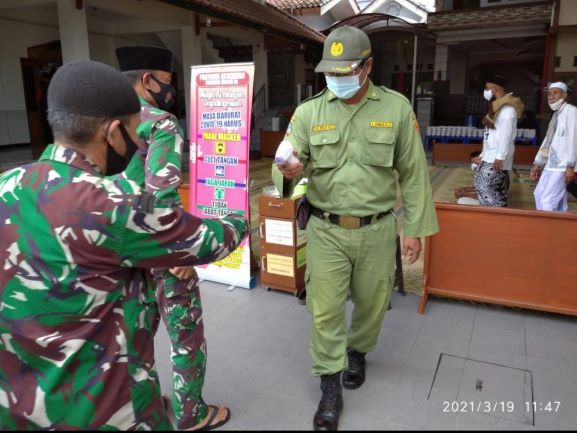 Muspika Serengan Silaturahmi Adakan Sholat Jumat Bersama 1