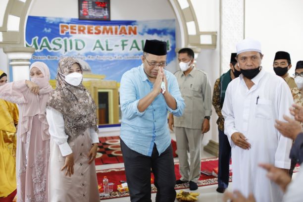 Gubernur NTB Resmikan Masjid 1