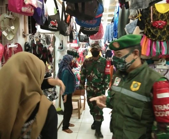 Menjelang Hari Raya 1