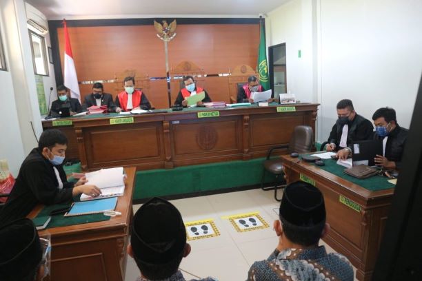 Taufik SH., MH