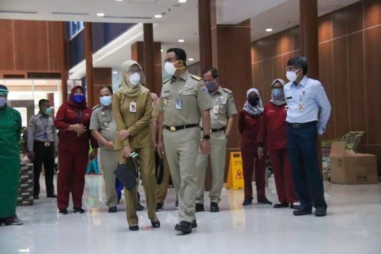 Anies Baswedan Tinjau Pelayanan Kesehatan di RSUD Koja