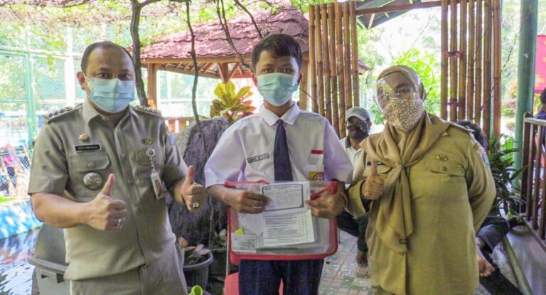 Camat Koja Libatkan Stakeholder Untuk Percepatan Program Vaksinasi COVID-19 1