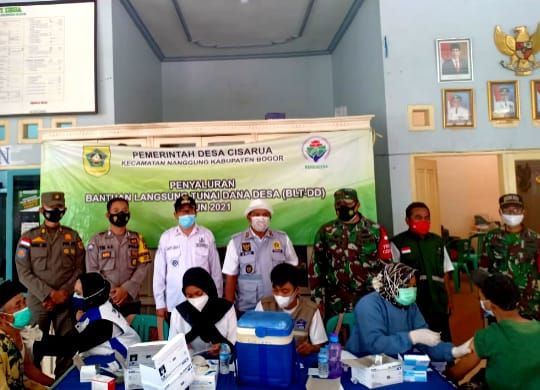 Gabungan Muspika Kec. Nanggung Monitoring Penyuntikan Vaksin di Desa Cisarua 2