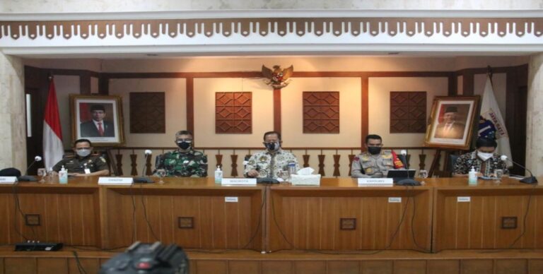 Lakukan Percepatan Vaksinasi, Forkompimko Jakut Libatkan Organisasi Kemasyarakatan 1