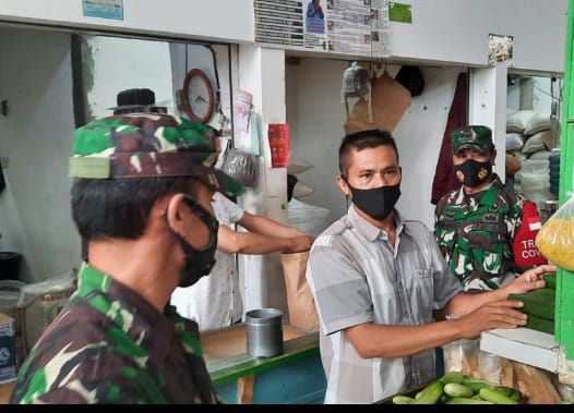 Sertu Dadang serta Sertu Iman 1