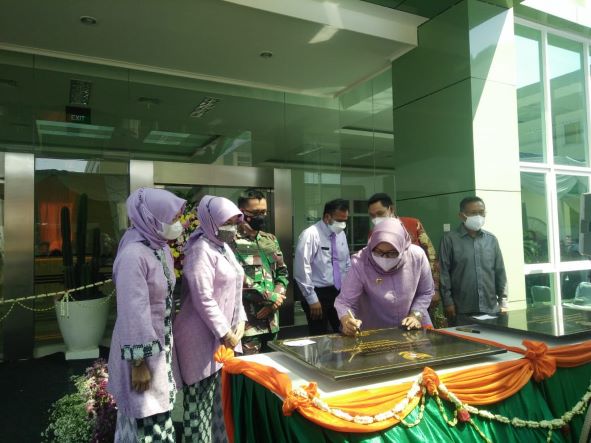 Bupati Ade Yasin Resmikan Gedung Baru RSUD Leuwiliang 1