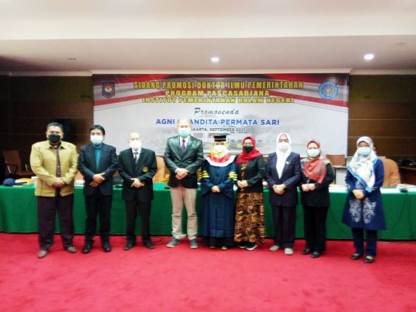 Dr. Agni Grandita Permata Sari, S.IP., M.Si. Berhasil Mempertahankan Disertasi Tentang Collaborative Governance dalam Pengelolaan Badan Usaha Milik Desa di Provinsi Jawa Barat 4