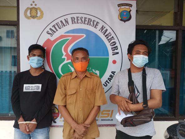 Oknum PNS di Taput dan 2 Rekannya Diciduk Polisi Isap Sabu 1