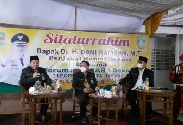 Penjabat Bupati Bekasi dan Ketua DPRD Kab. Bekasi Hadiri Undangan Forum Latar 1