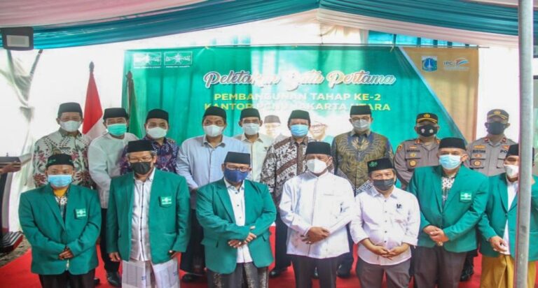 Anies Baswedan Lakukan Peletakan Batu Pertama Pembangunan Kantor PCNU Jakut 1